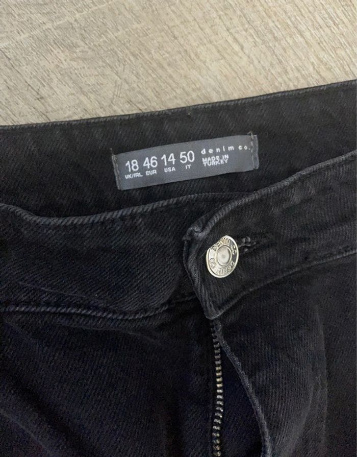 Jean noir - photo numéro 5