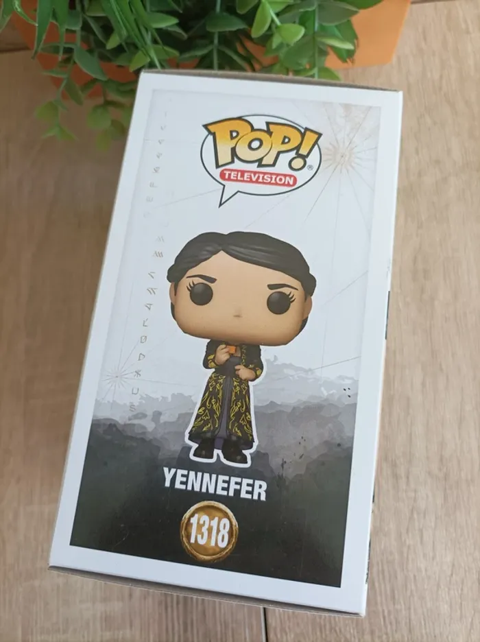 Figurine Yennefer Funko pop Television The Witcher - photo numéro 2