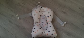 Siège de bain en tissus avec accroche