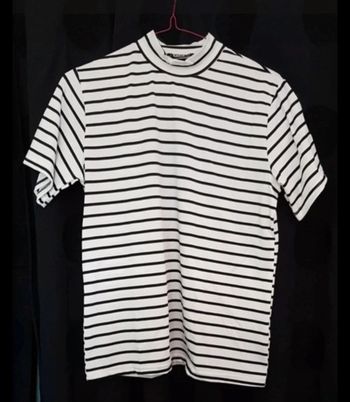 Tee-shirt blanc rayé noir