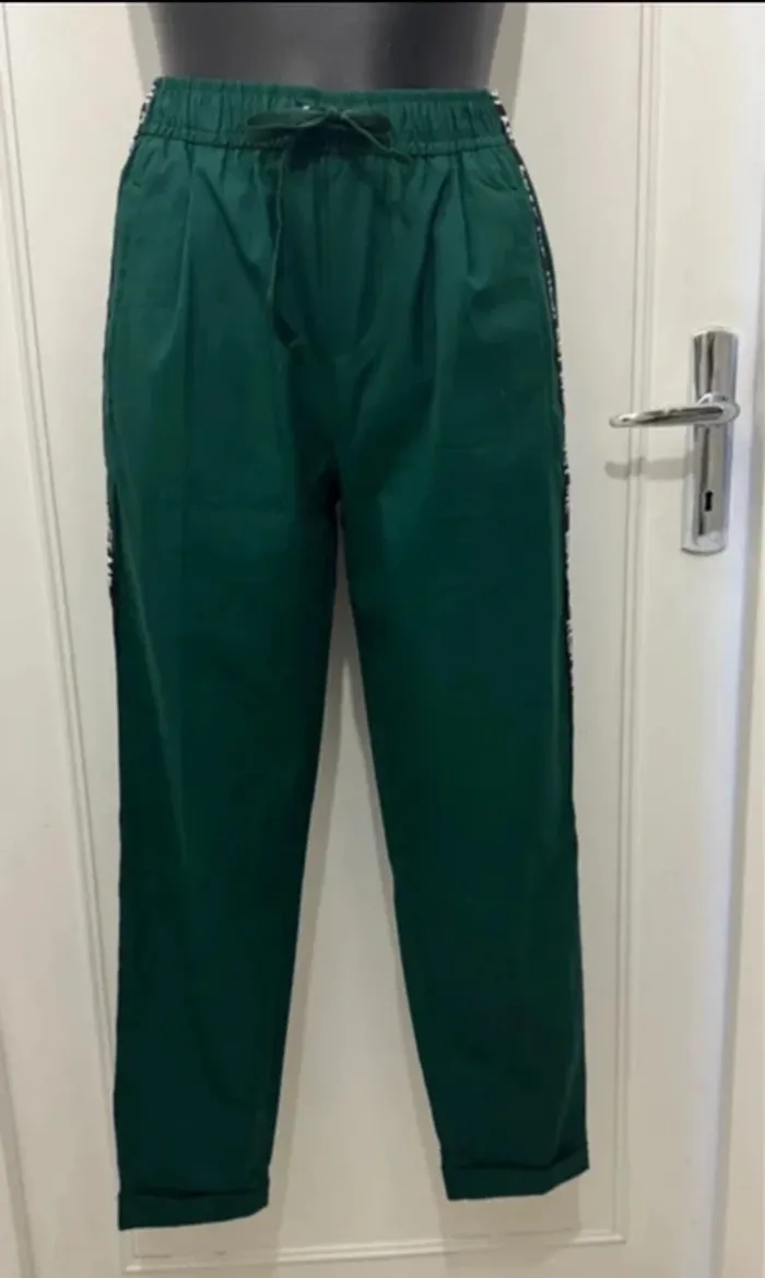 Pantalon femme bershka neuf - photo numéro 3