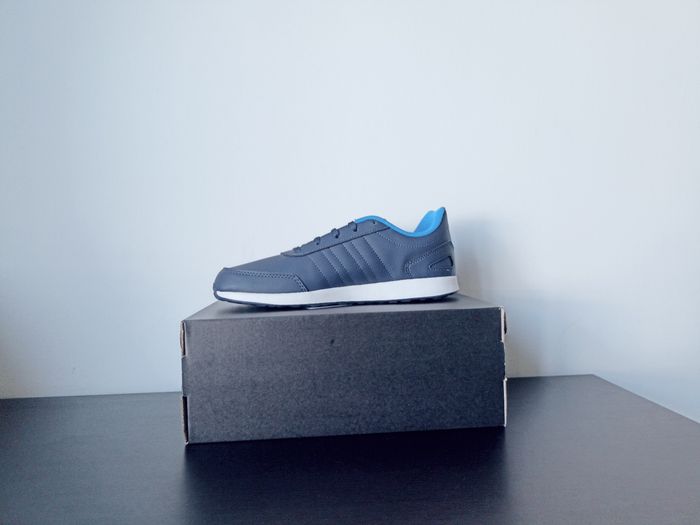 adidas VS Switch K – Taille 38 – Neuves - photo numéro 3