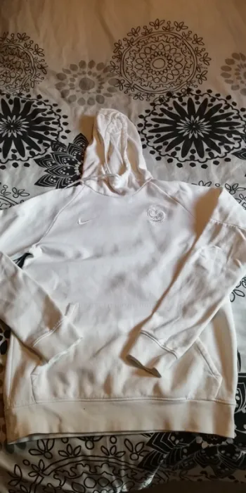 Pull Nike