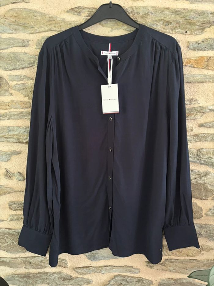 Chemise Tommy hilfiger, taille 46 neuve avec étiquette
