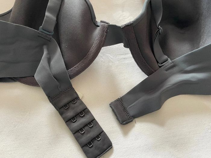 Soutien gorge gris 90B - photo numéro 2