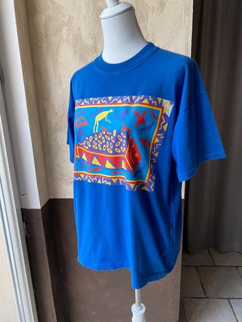 T-shirt bleu à motifs multicolores vintage L