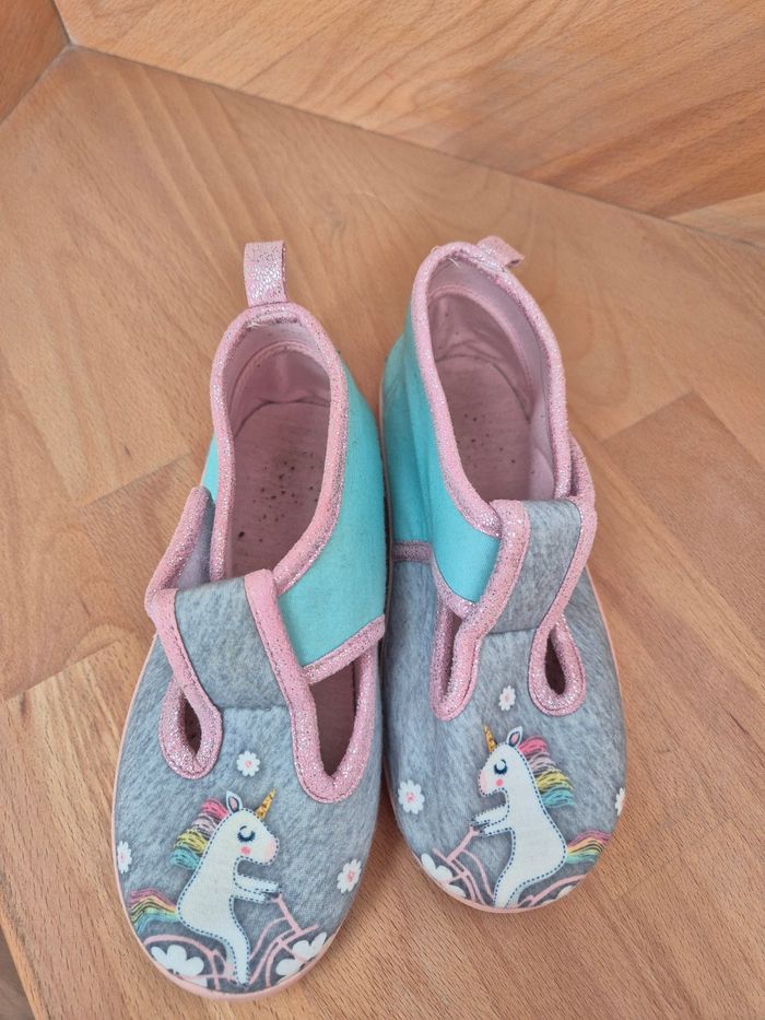 👧 Chaussons - photo numéro 5