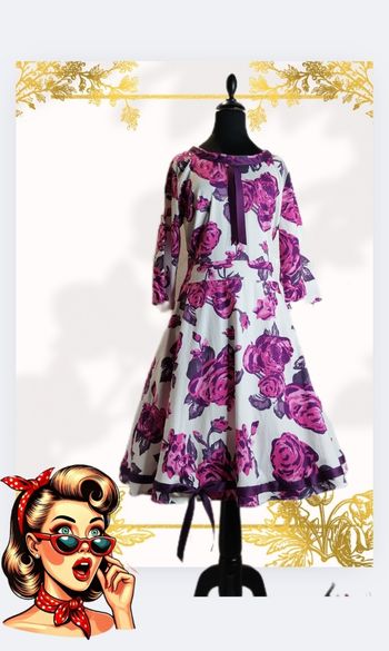 Robe pin-up blanche fleurs fushia et violette