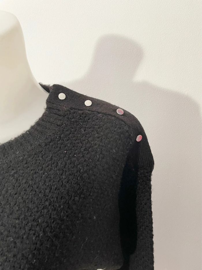Pull noir - photo numéro 3