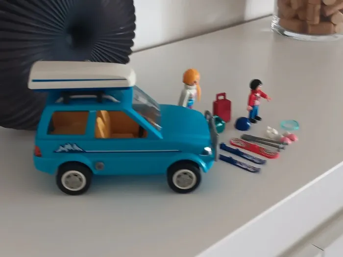 4x4 avec coffre de toit neige playmobil - photo numéro 2
