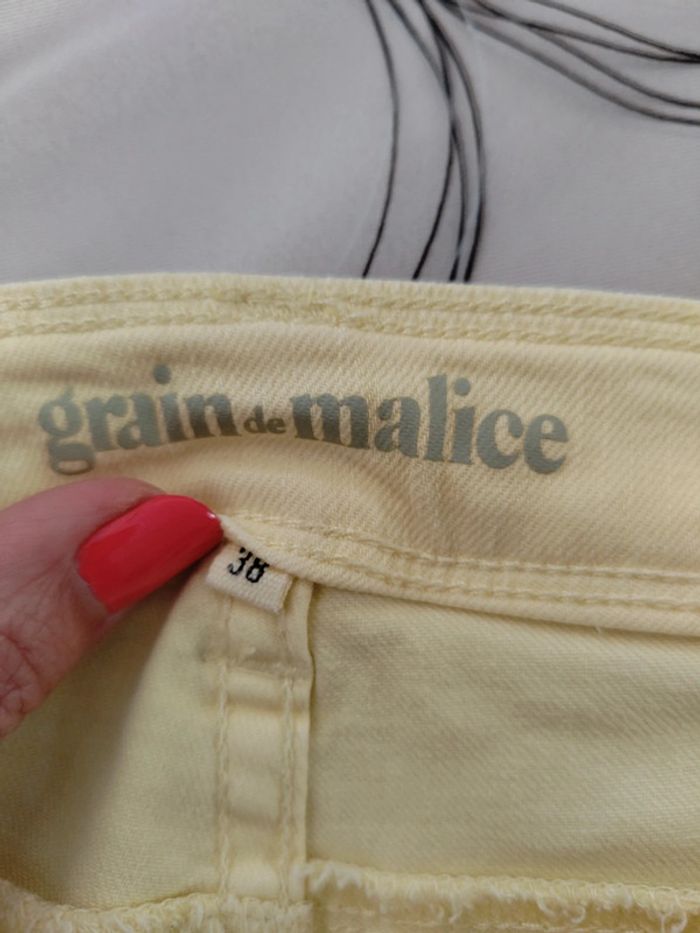 Jean 38 jaune comme neuf - photo numéro 6