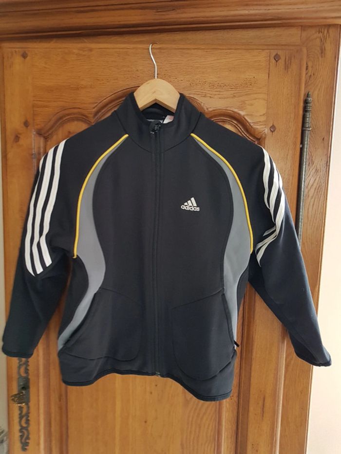 Sweat zippé Adidas 8 ans