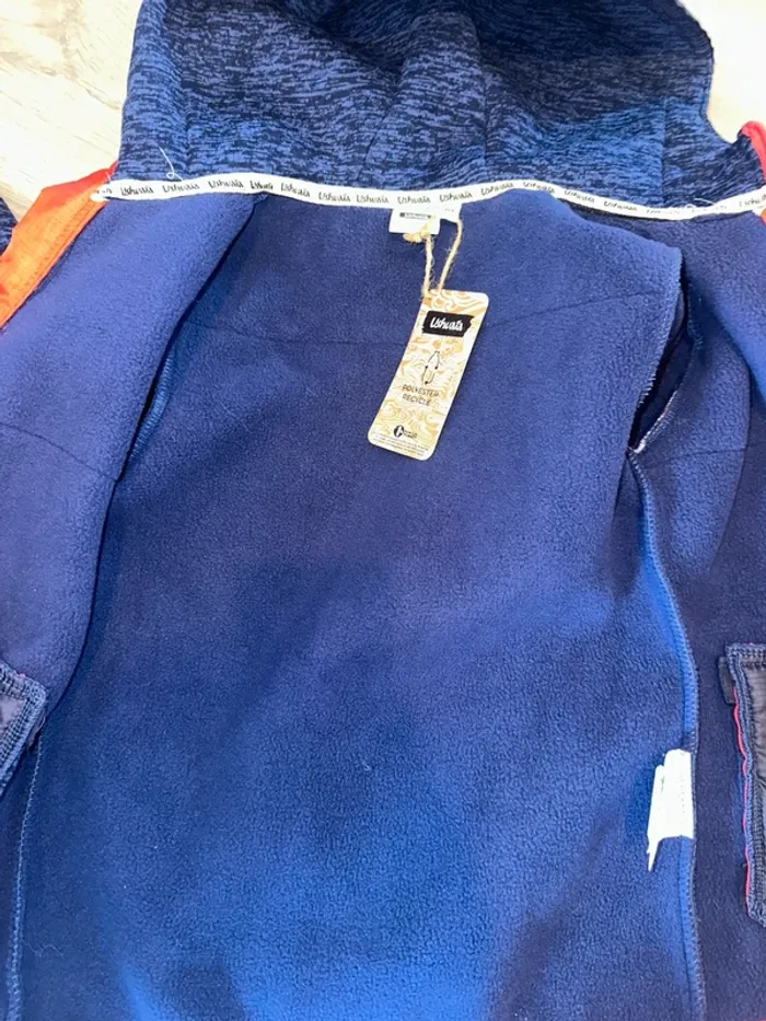 Veste polaire neuve 10 ans - photo numéro 3