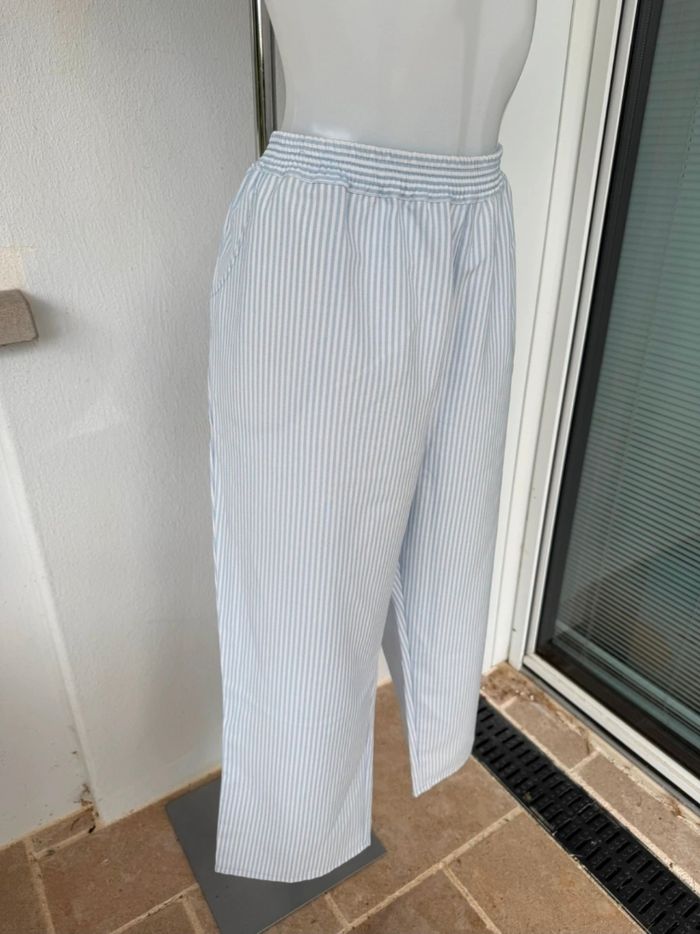 Pantalon blanc rayé bleu clair Edmée Collection - photo numéro 3
