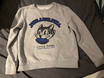Sweat gris col rond kiabi 10 ans