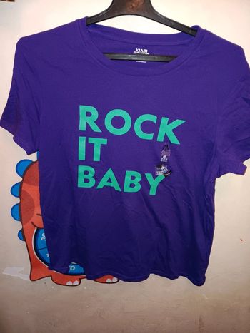 Tee-shirt  neuf kiabi t.m pas de vinted go