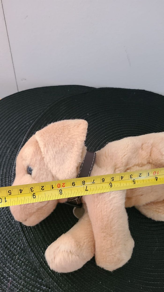 Véritable chiot Labrador doré en peluche « Keel Toys ». Chiot de couleur marron clair/sable avec un - photo numéro 5