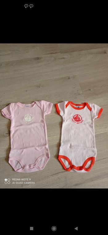 Lot de 2 bodys 3 mois
