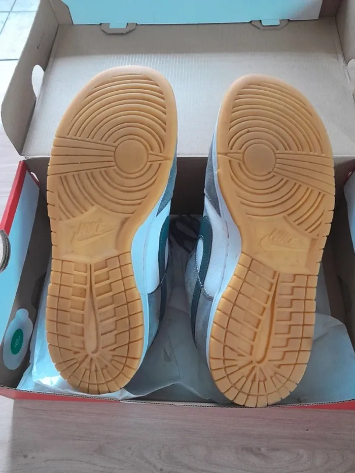 Baskets Nike Dunk Low pointure 40 - photo numéro 7