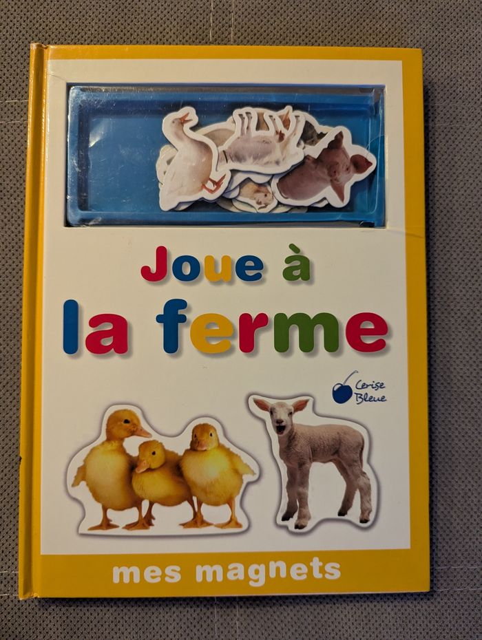 Livre jeu avec magnets sur la ferme