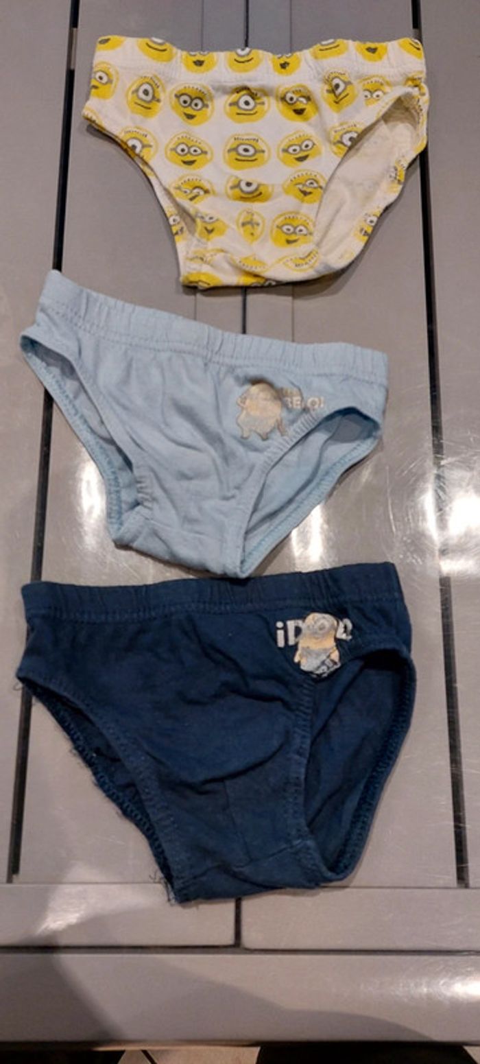 Lot de 3 slips minions 2 3 ans - photo numéro 2