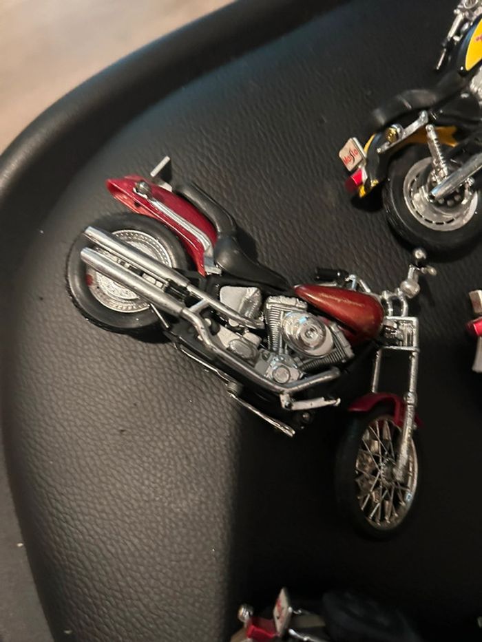 Lot de 12 motos - photo numéro 7