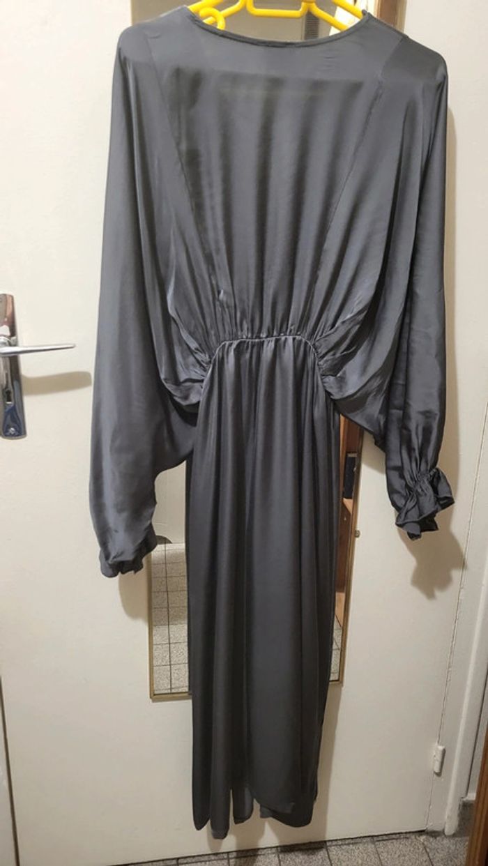 Robe longue grise légère - photo numéro 5