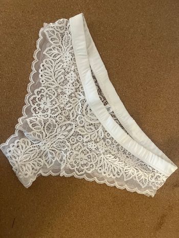 Shorty en dentelle blanc taille Xs