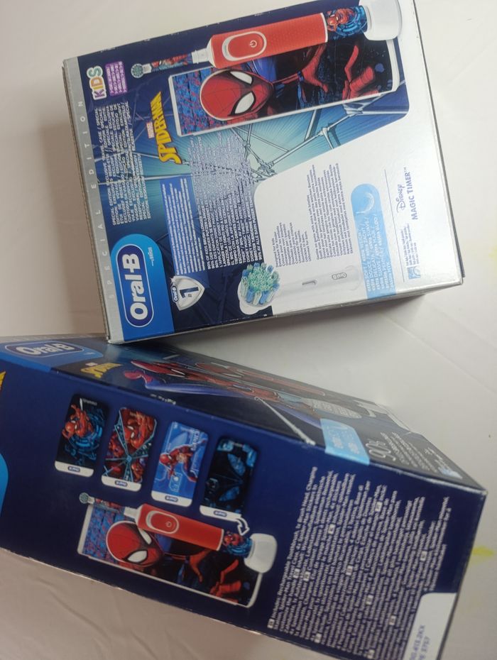 Brosse à dents électrique Oral B Spider-Man - photo numéro 2