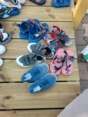 Lot de chaussures garçons