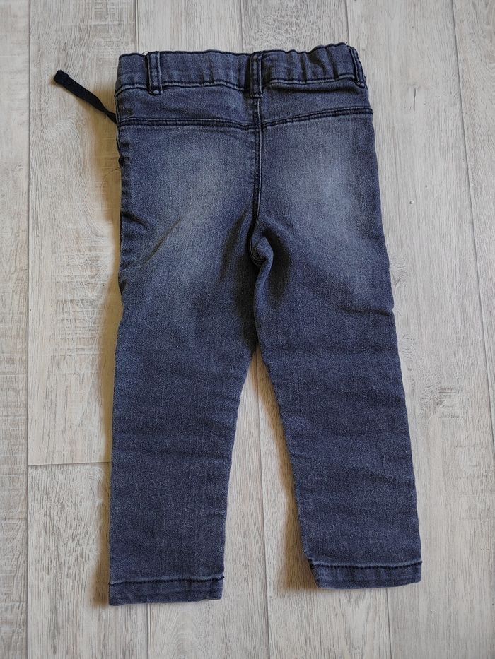 Jean 24 mois - photo numéro 2