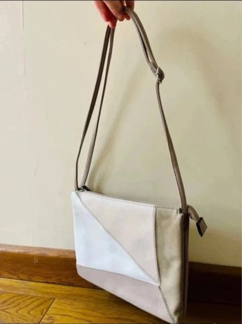 Sublime sac à main baguette en bandoulière réglable beige