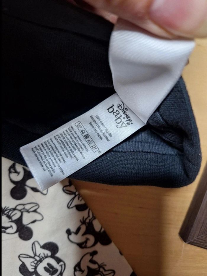 Legging pour fille taille 24 mois Marque Disney très bon état - photo numéro 7
