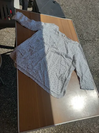 Jolie blouse mi manches taille 38