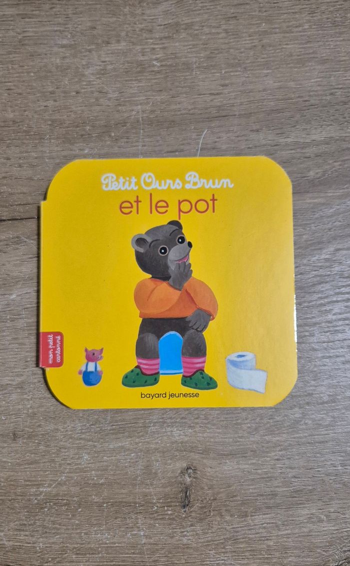 Livre Petit Ours Brun et le pot