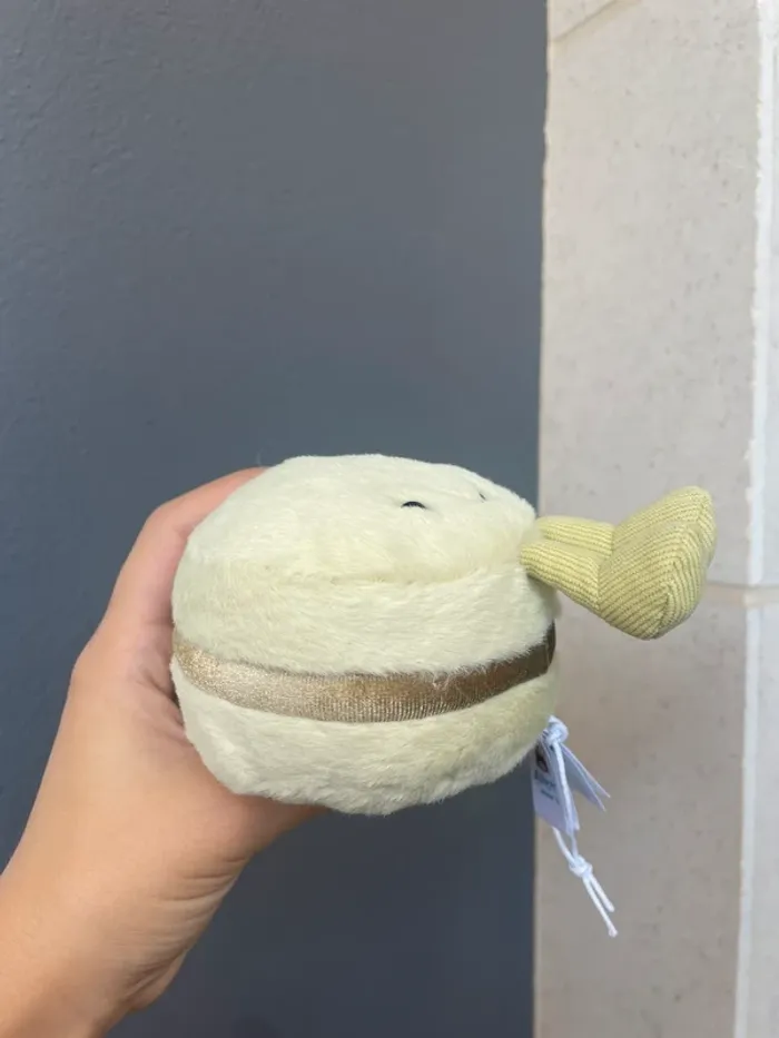 Peluche Jellycat Amuseables Macaron Max 💚 - photo numéro 7