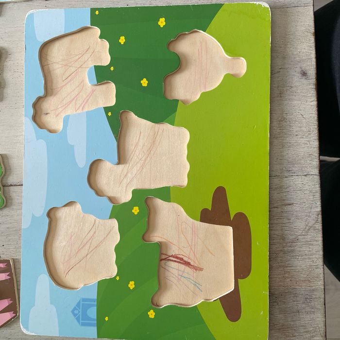 Puzzle en bois avec formes - photo numéro 2