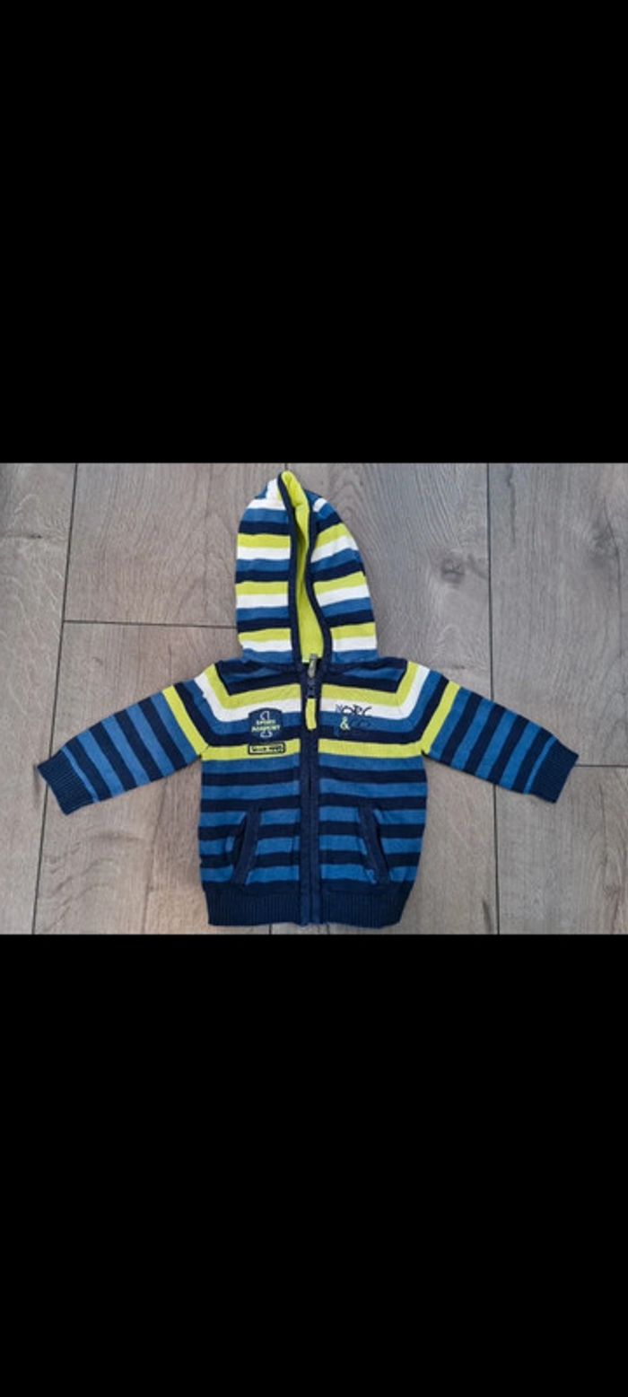 Lot 5 sweats garçon 6 mois - photo numéro 2