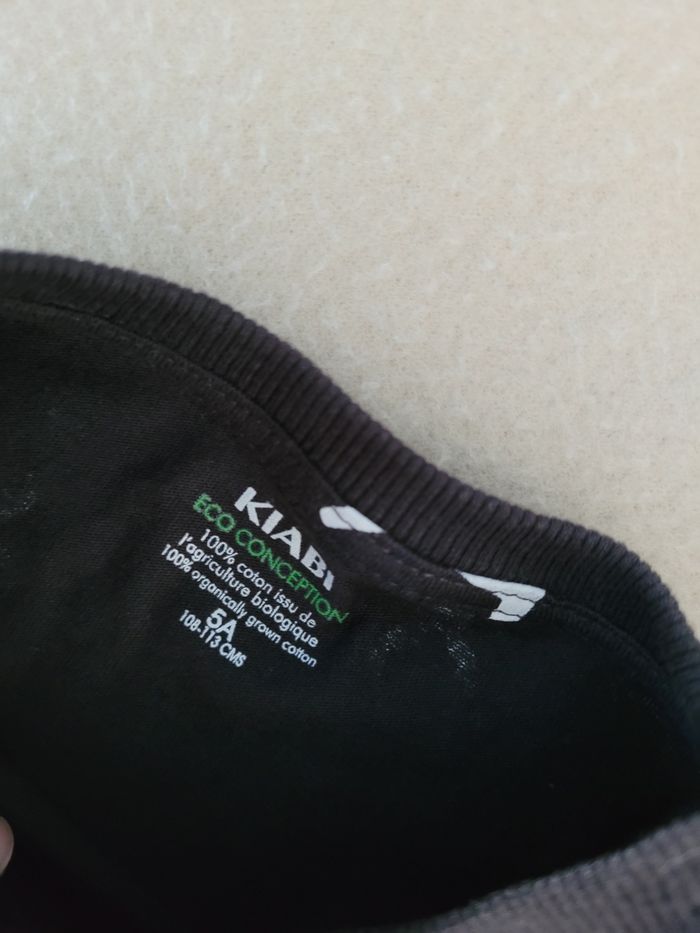 T-shirt kiabi de Noël 5 ans 113 cm - photo numéro 4