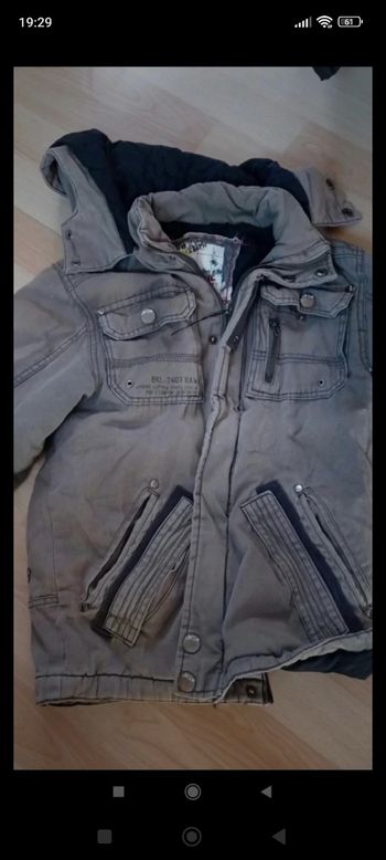 Veste 8 ans