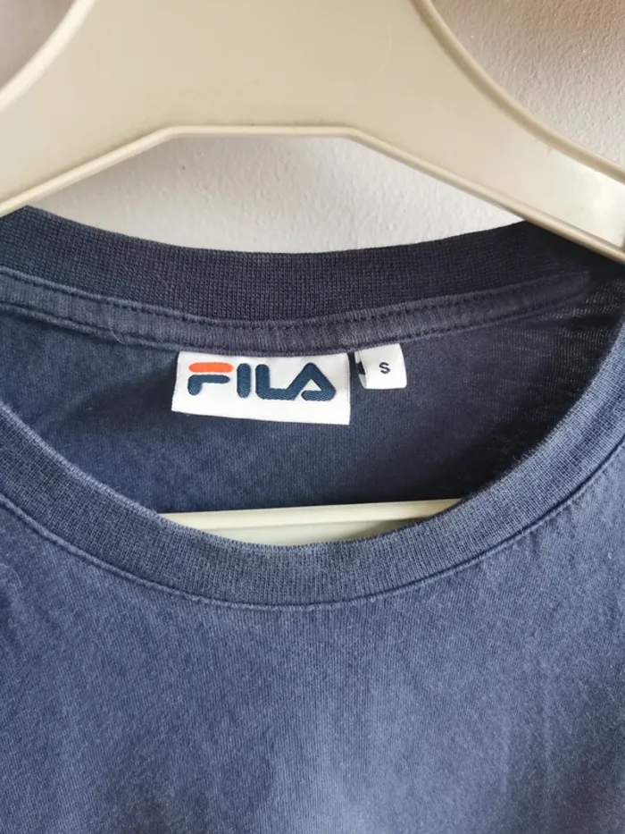Tee shirt Fila. - photo numéro 2