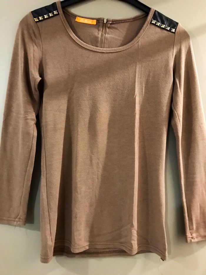 Petit pull camel - photo numéro 2