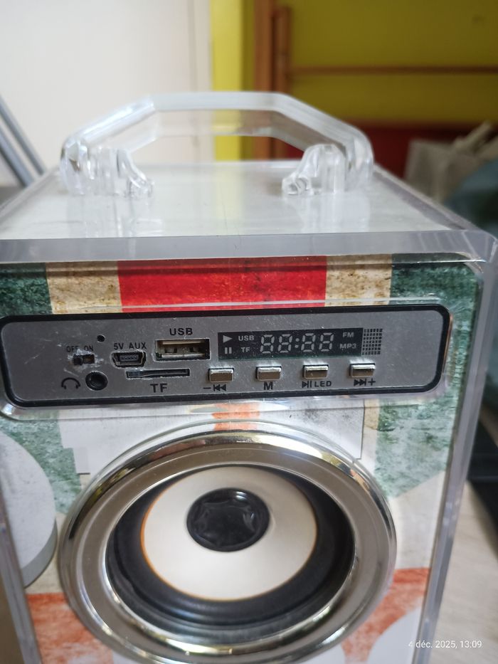 Enceinte bluetooth lumineuse - photo numéro 3