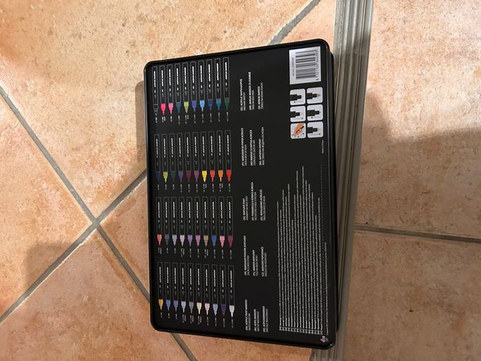 Boîte de 39 feutres - photo numéro 2