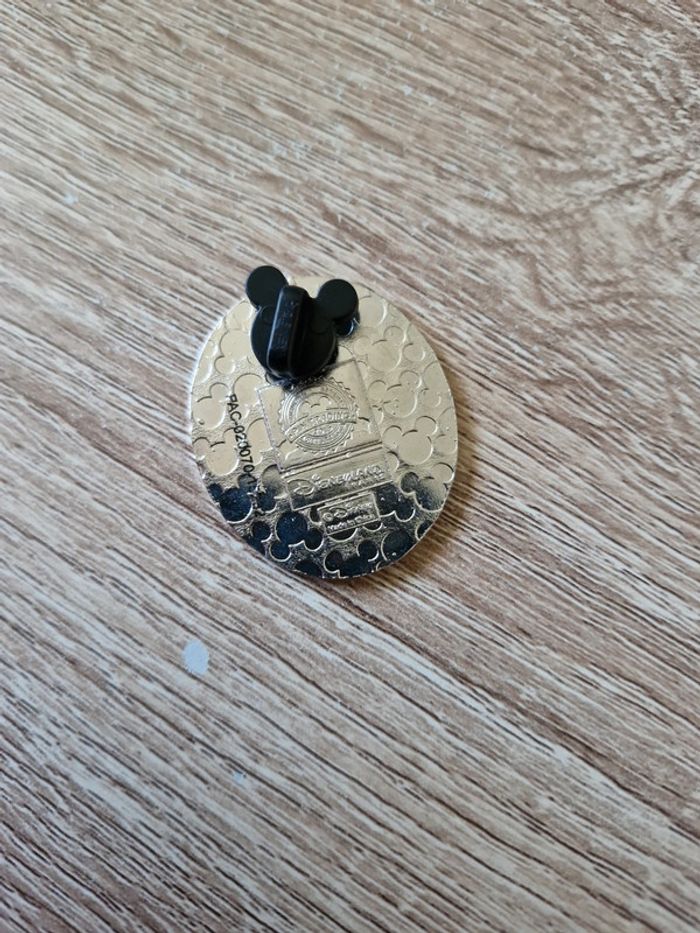 Pin’s disney - photo numéro 2