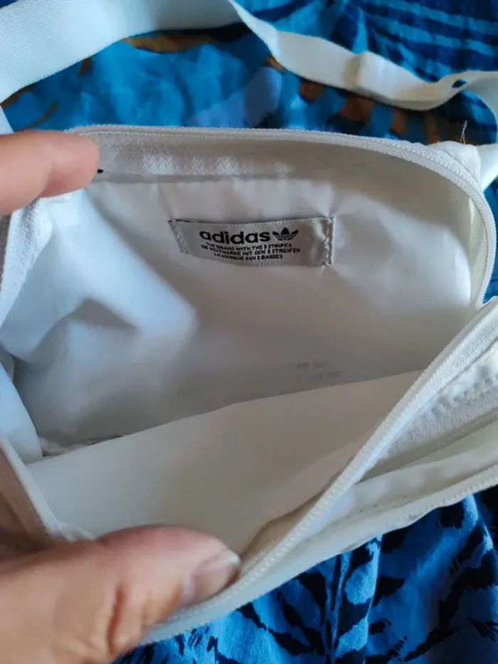 Banane Adidas - photo numéro 8