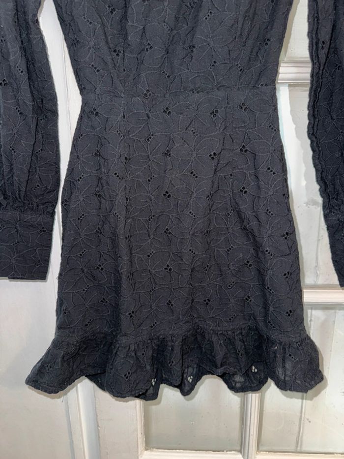 Robe broderies anglaises jane wood  Taille 1  Valeur 149 euros - photo numéro 3