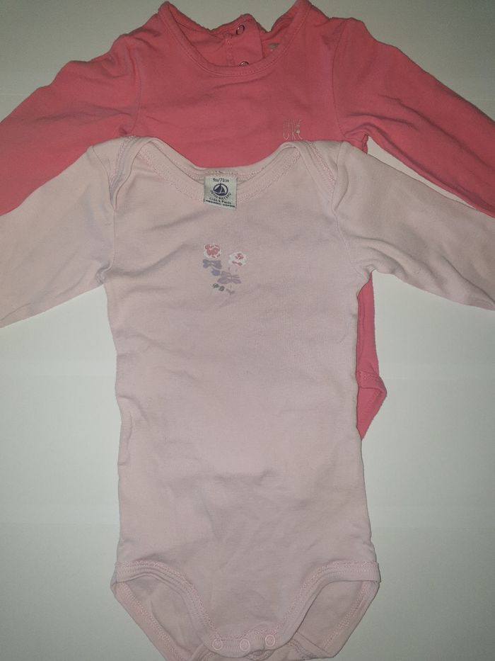Lot bodie Orchestra et petit bateau