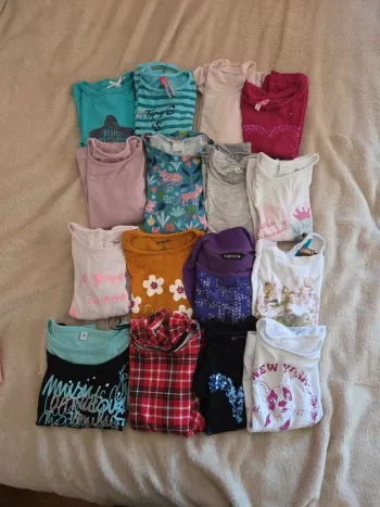 Lot 16 tshirts manches longues 3 ans