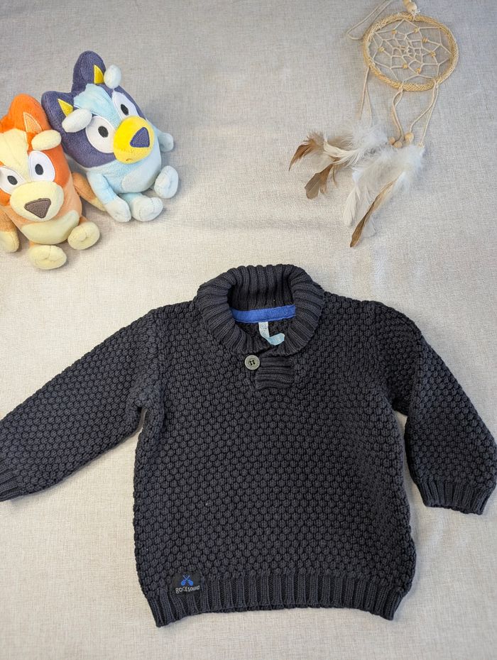 Beau pull en laine gris 18 mois